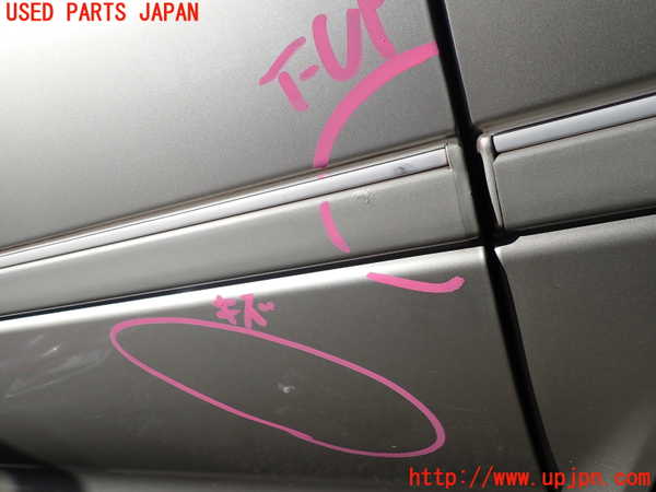 1UPJ-9236121320]ハイエースワゴン100系(RZH101G)左後ドア 中古 ASAHI M214_2