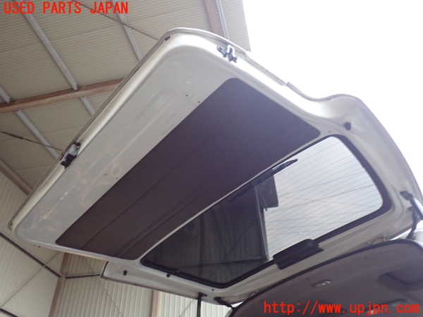 1UPJ-9236121566]ハイエースワゴン100系(RZH101G)バックドア リアゲート ハッチ 中古 ASAHI M283_3