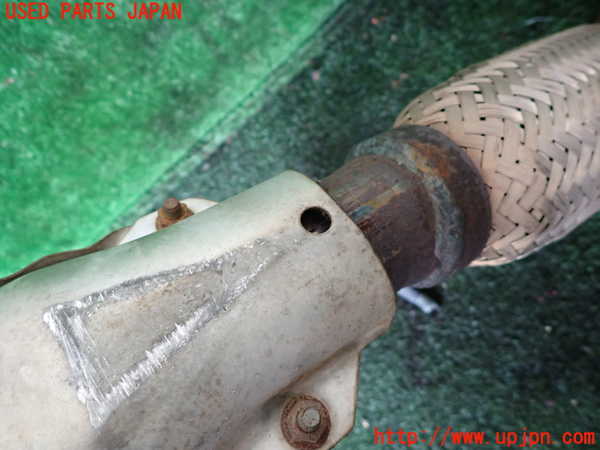 1UPJ-9236122631]ハイエースワゴン100系(RZH101G)フロントパイプ1 中古_3