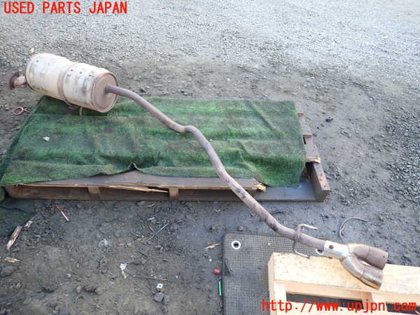 1UPJ-9236122671]ハイエースワゴン100系(RZH101G)リアマフラー1 中古_3