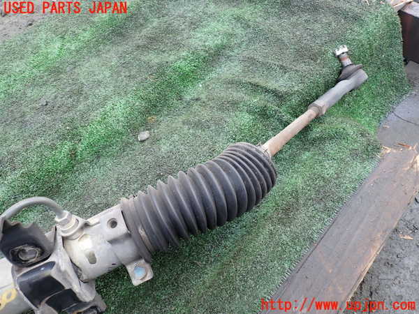 1UPJ-9236124235]ハイエースワゴン100系(RZH101G)パワステギアボックス 中古_3