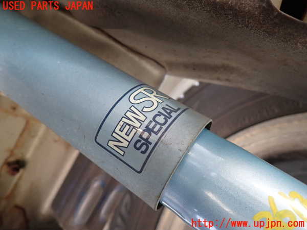 1UPJ-9236125070]ハイエースワゴン100系(RZH101G)右リアショックアブソーバー 中古_2