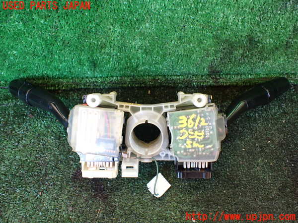 1UPJ-9236126720]ハイエースワゴン100系(RZH101G)コンビネーションスイッチ 中古_4