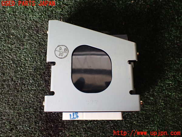 1UPJ-9236126125]ハイエースワゴン100系(RZH101G)ABSコンピューター 中古_3