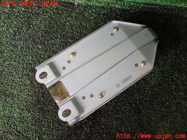 1UPJ-9236126145]ハイエースワゴン100系(RZH101G)エアバッグコンピューター 中古_3