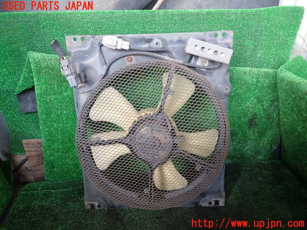 1UPJ-9236126836]ハイエースワゴン100系(RZH101G)電動ファン1 中古_2