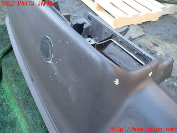 1UPJ-9236127505]ハイエースワゴン100系(RZH101G)ダッシュボード 中古_4