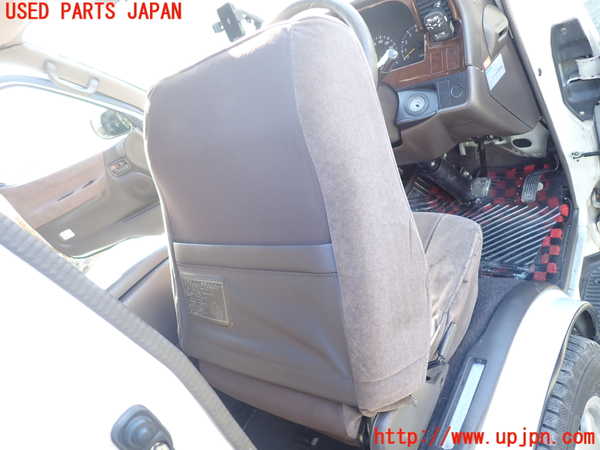 1UPJ-9236127035]ハイエースワゴン100系(RZH101G)運転席シート 中古_5