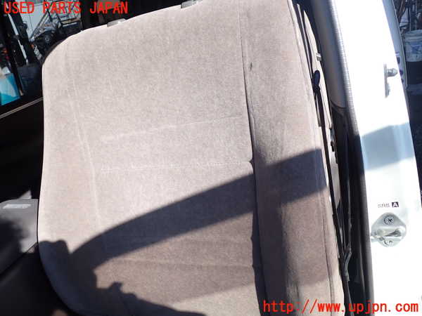 1UPJ-9236127065]ハイエースワゴン100系(RZH101G)助手席シート 中古_2
