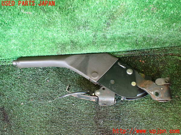 1UPJ-9236127550]ハイエースワゴン100系(RZH101G)サイドブレーキレバー 中古_2
