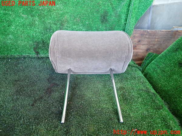 1UPJ-9236127070]ハイエースワゴン100系(RZH101G)助手席ヘッドレスト 中古_3