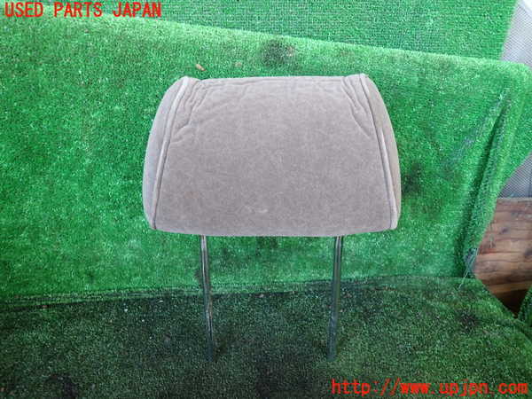 1UPJ-9236127270]ハイエースワゴン100系(RZH101G)左3列目ヘッドレスト 中古_2