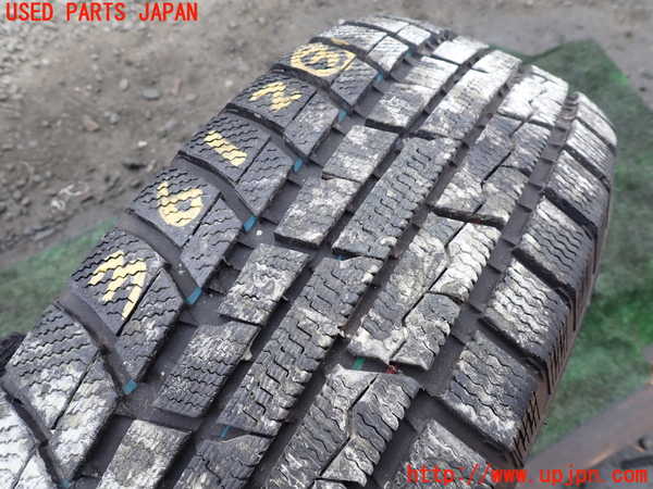 1UPJ-9236129028]ハイエースワゴン100系(RZH101G)タイヤ　ホイール　1本③ 205/70R15 中古_4