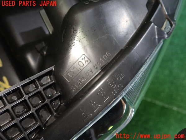 1UPJ-9236131132]N-BOX カスタム(エヌ ボックス カスタム)(JF3)左ヘッドライト LED 中古_4