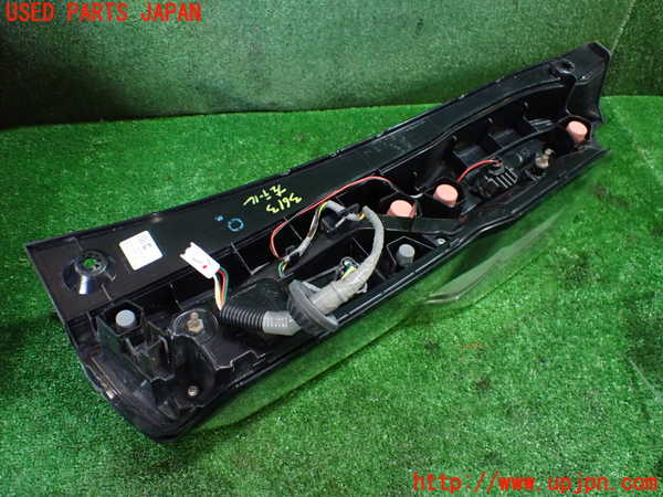 1UPJ-9236131536]N-BOX カスタム(エヌ ボックス カスタム)(JF3)左テールランプ 中古_3