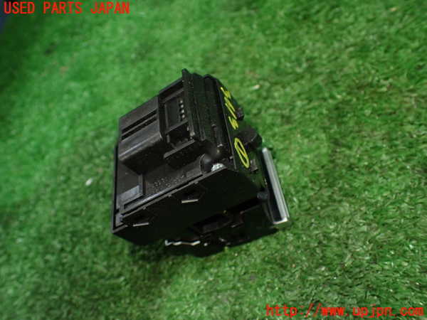 1UPJ-9236136306]N-BOX カスタム(エヌ ボックス カスタム)(JF3)スイッチ1 (電動パーキングブレーキ、ブレーキホールド) 中古_2