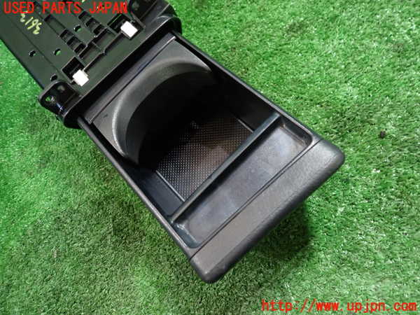 1UPJ-9236137810]N-BOX カスタム(エヌ ボックス カスタム)(JF3)ドリンクホルダー 中古_4