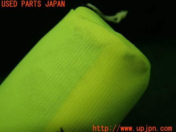 3UPJ=9236140001]ベンツ C200 ステーションワゴン(205242C S205)純正 A0005833500 セーフティーベスト 反射ベスト 蛍光ベスト 中古_5