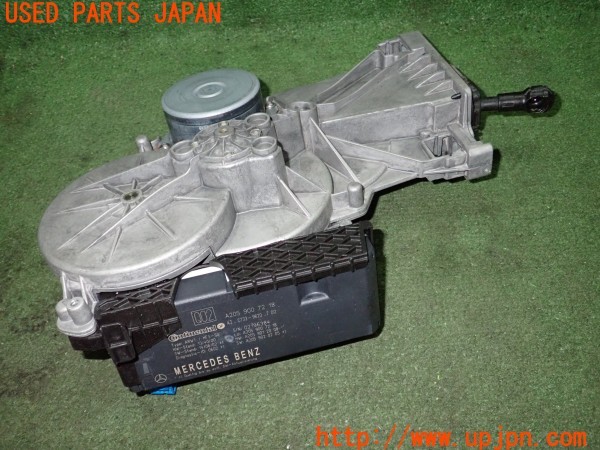 3UPJ=9236140566]ベンツ C200 ステーションワゴン(205242C S205)純正 パワーバックドアモーター パワードアユニット リアゲート 中古_2