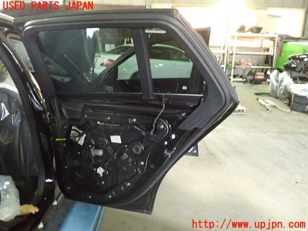 1UPJ-9236141290]ベンツ C200 ステーションワゴン(205242C)(205)右後ドア 中古(43R-002092)_3