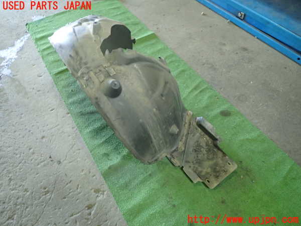 1UPJ-9236141092]ベンツ C200 ステーションワゴン(205242C)(205)左前フェンダーライナー 中古_2