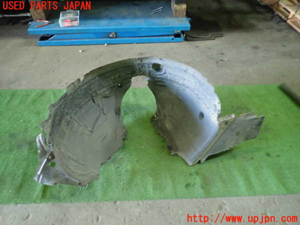 1UPJ-9236141092]ベンツ C200 ステーションワゴン(205242C)(205)左前フェンダーライナー 中古_3