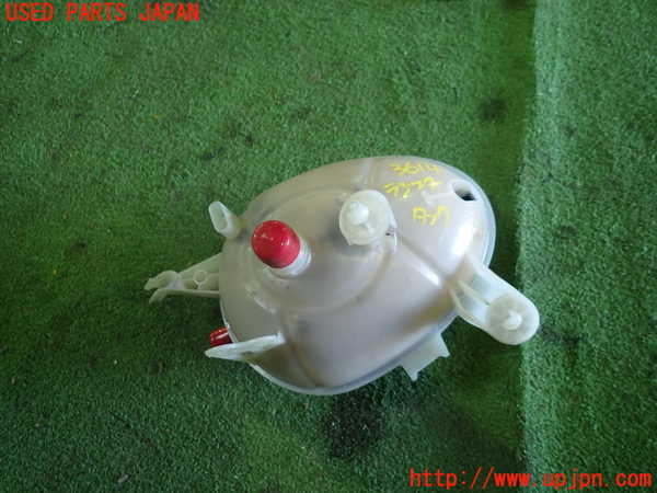 1UPJ-9236142410]ベンツ C200 ステーションワゴン(205242C)(205)ラジエータータンク 中古_2