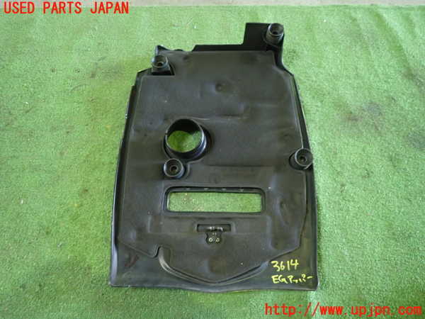 1UPJ-9236142160]ベンツ C200 ステーションワゴン(205242C)(205)エンジンアッパーカバー 中古_3