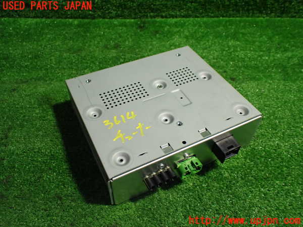 1UPJ-9236146660]ベンツ C200 ステーションワゴン(205242C)(205)TVチューナー 中古_4