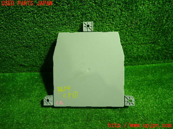 1UPJ-9236146146]ベンツ C200 ステーションワゴン(205242C)(205)コンピューター1 中古_3