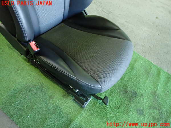 1UPJ-9236147065]ベンツ C200 ステーションワゴン(205242C)(205)助手席シート 中古_3