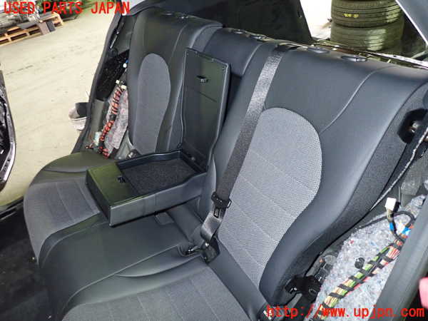 1UPJ-9236147385]ベンツ C200 ステーションワゴン(205242C)(205)リアシート 中古_3
