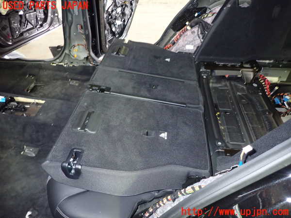 1UPJ-9236147385]ベンツ C200 ステーションワゴン(205242C)(205)リアシート 中古_4