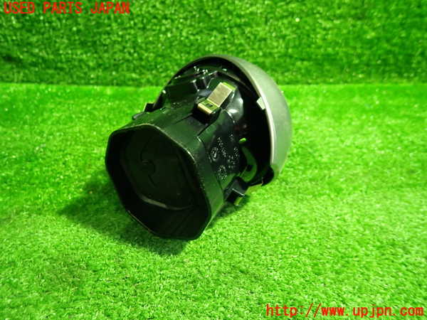 1UPJ-9236147526]ベンツ C200 ステーションワゴン(205242C)(205)エアコン吹き出し口1 (右) 中古_2