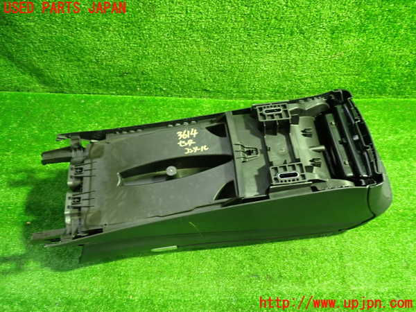 1UPJ-9236147540]ベンツ C200 ステーションワゴン(205242C)(205)センターコンソール 中古_3