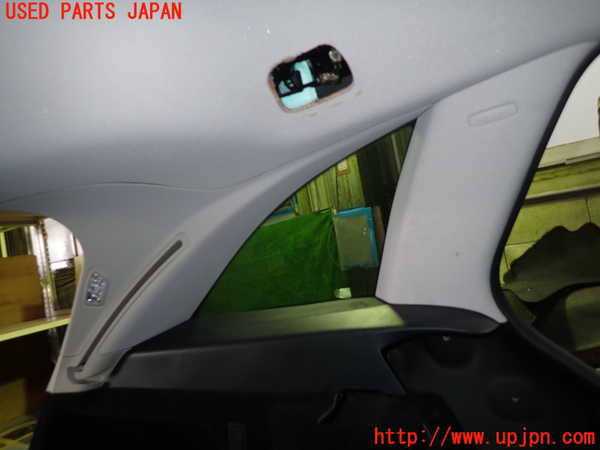 1UPJ-9236147680]ベンツ C200 ステーションワゴン(205242C)(205)左リアピラートリム 中古_2