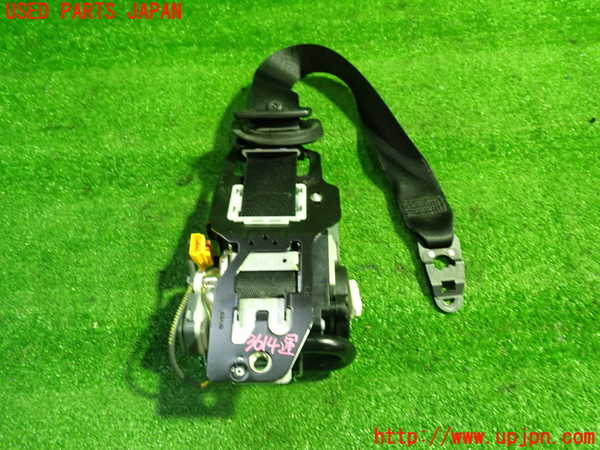 1UPJ-9236147045]ベンツ C200 ステーションワゴン(205242C)(205)運転席シートベルト 中古_3