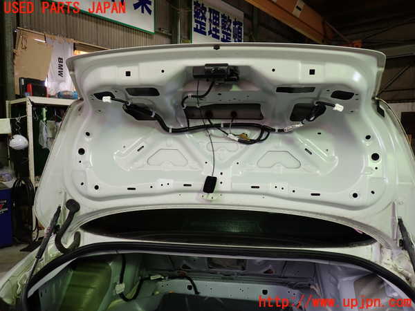 1UPJ-9236151500]スカイライン(V36)トランク 中古_4