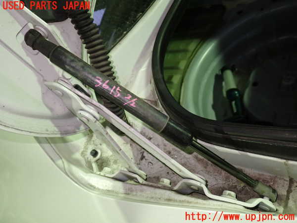 1UPJ-9236151506]スカイライン(V36)トランクダンパー 中古_2