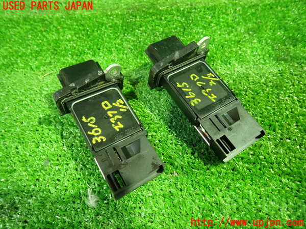 1UPJ-9236156320]スカイライン(V36)エアフロメーター 中古_2