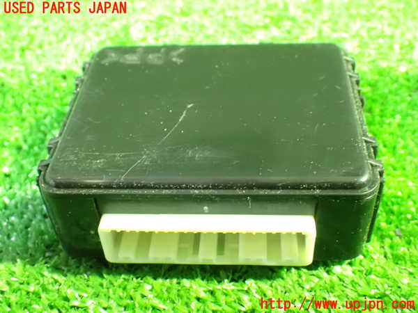 1UPJ-9236156149]スカイライン(V36)コンピューター4 中古_2