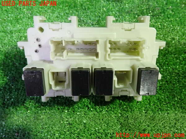 1UPJ-9236156741]スカイライン(V36)ヒューズボックス1 中古_2