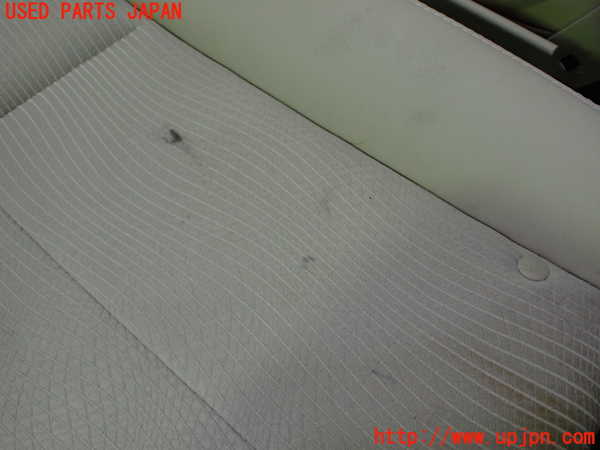 1UPJ-9236157385]スカイライン(V36)リアシート 中古_3