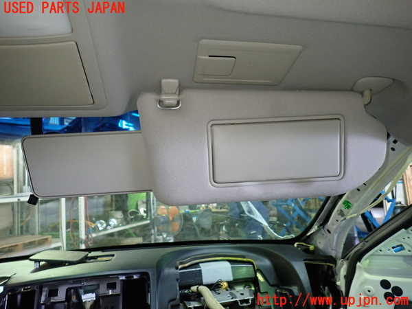1UPJ-9236157625]スカイライン(V36)室内サンバイザー右側 中古_2