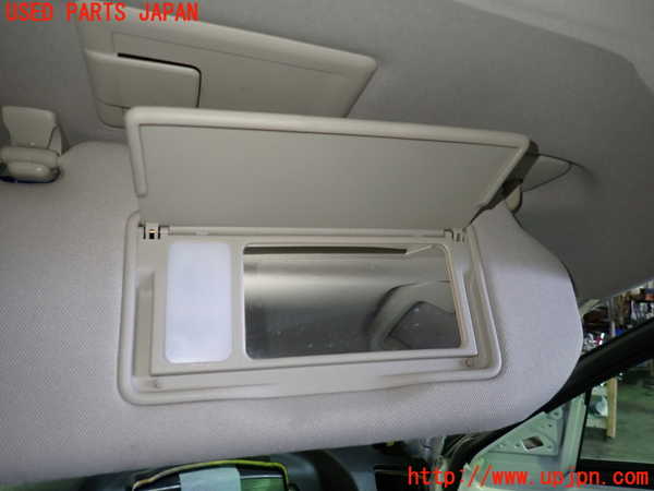 1UPJ-9236157625]スカイライン(V36)室内サンバイザー右側 中古_3
