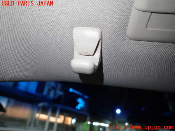 1UPJ-9236157625]スカイライン(V36)室内サンバイザー右側 中古_4
