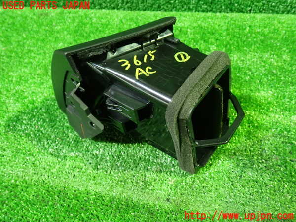 1UPJ-9236157526]スカイライン(V36)エアコン吹き出し口1 (右) 中古_2