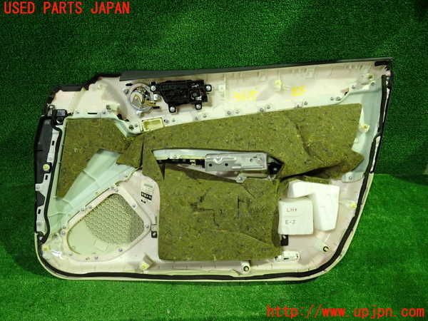 1UPJ-9236151264]スカイライン(V36)左前ドア内張り 中古_4