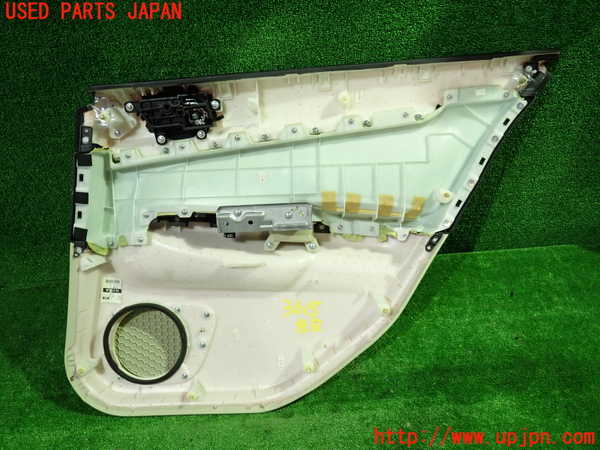 1UPJ-9236151324]スカイライン(V36)左後ドア内張り 中古_3
