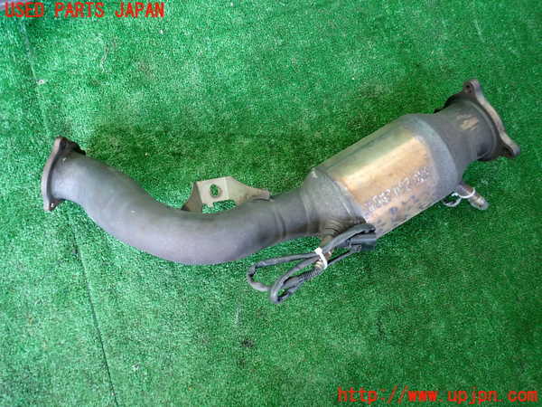 1UPJ-9236162661]アウディ・Q5(8RCDNF)触媒1 中古_2